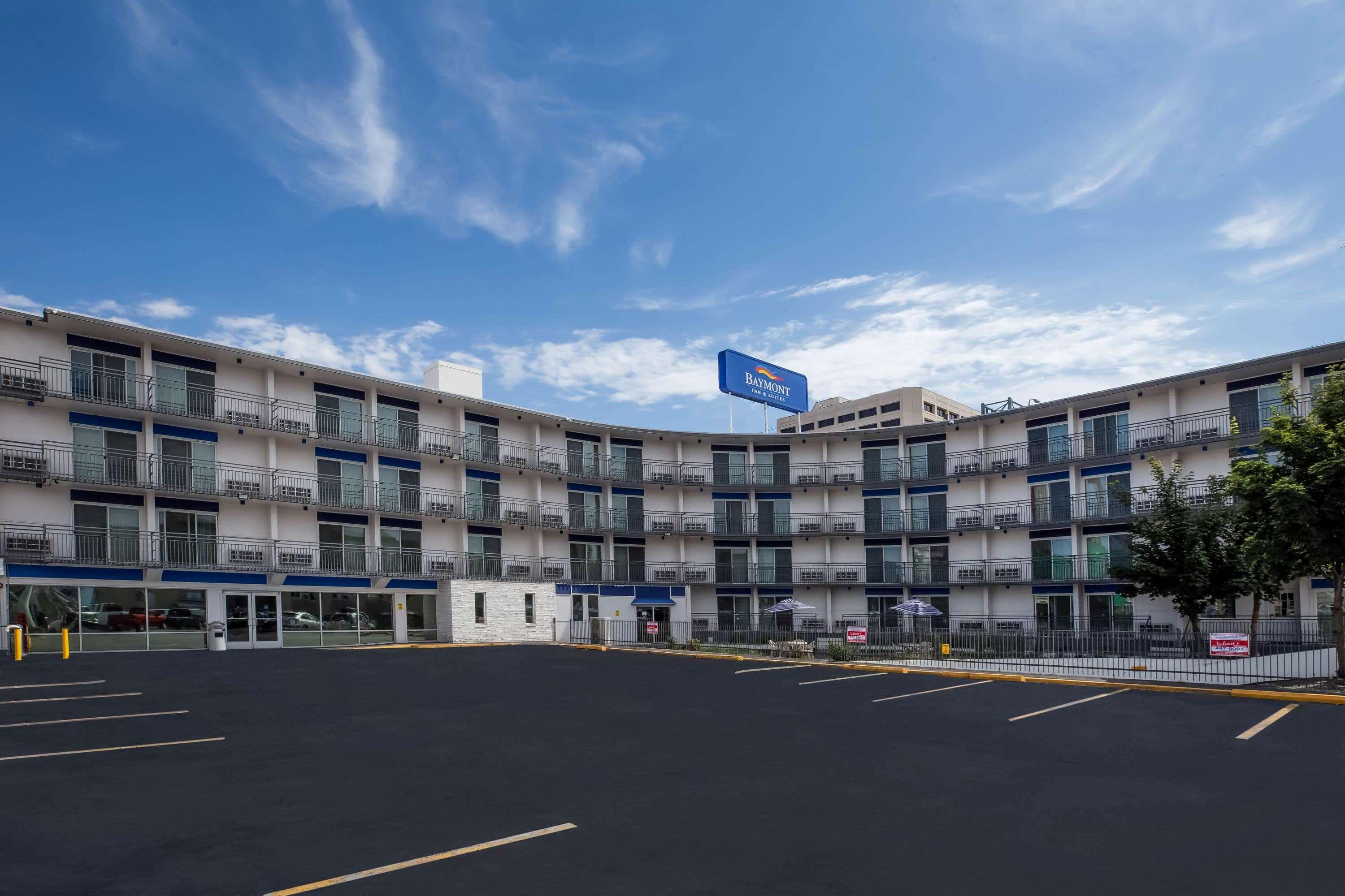 Baymont By Wyndham Spokane Exterior foto
